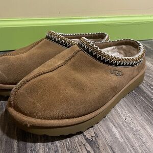 UGG Women’s Tasman II Suede Chestnut Beige Slippers Cozy Winter Size 10